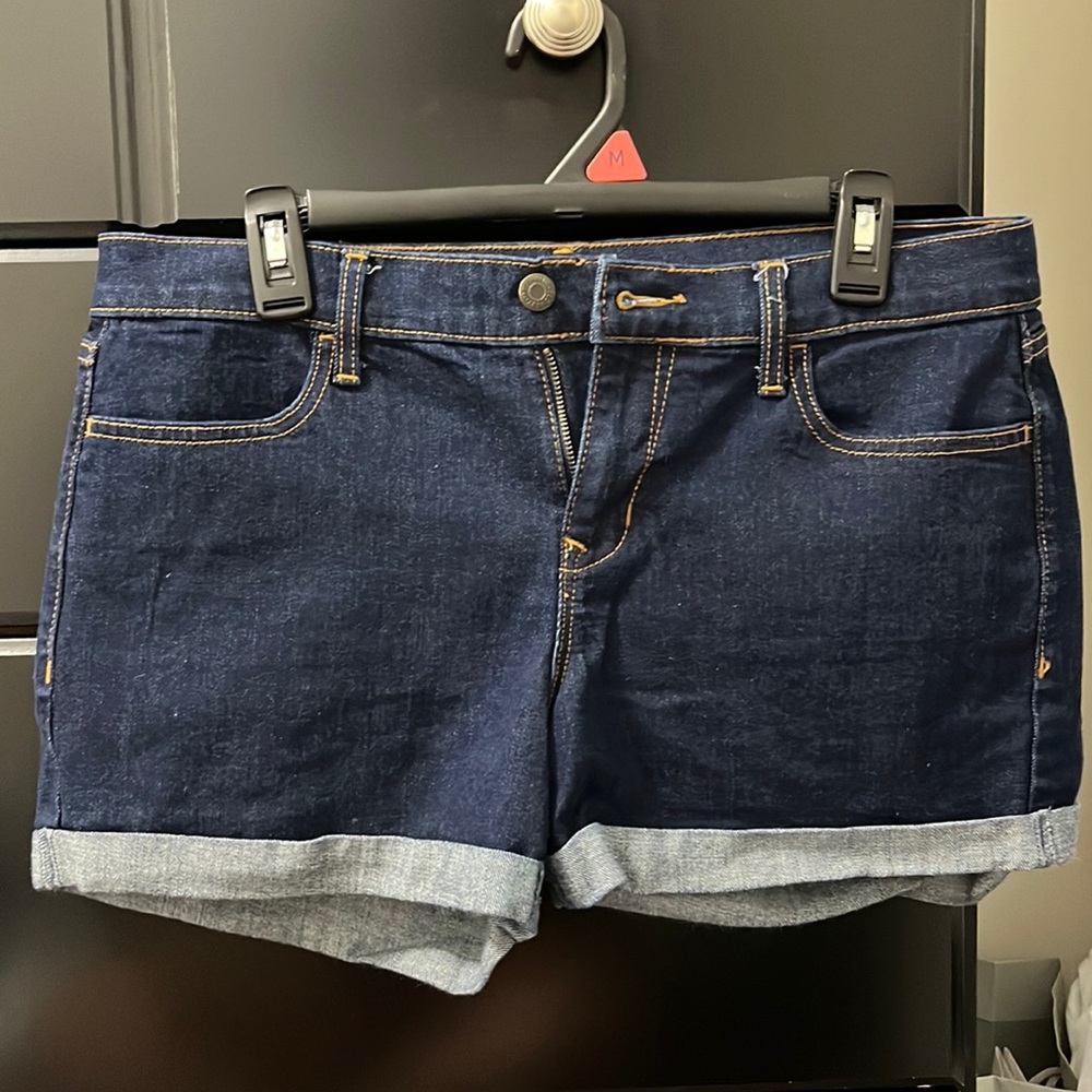 Dark wash denim shorts from old navy. Size 8